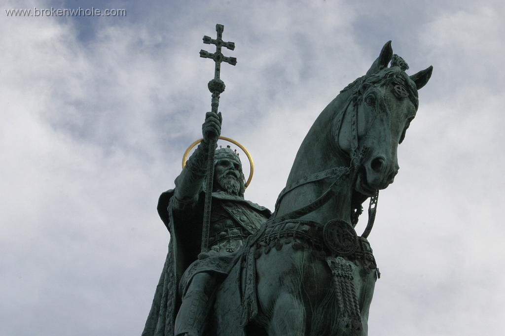 Budapest Statue Crown Catching Last Rays of Sun.jpg